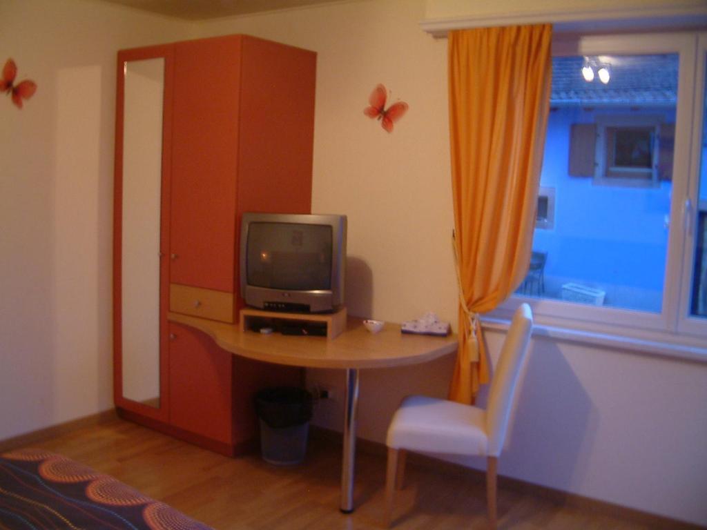 La Maison Bleue Bed & Breakfast Dieffenbach-au-Val Bilik gambar