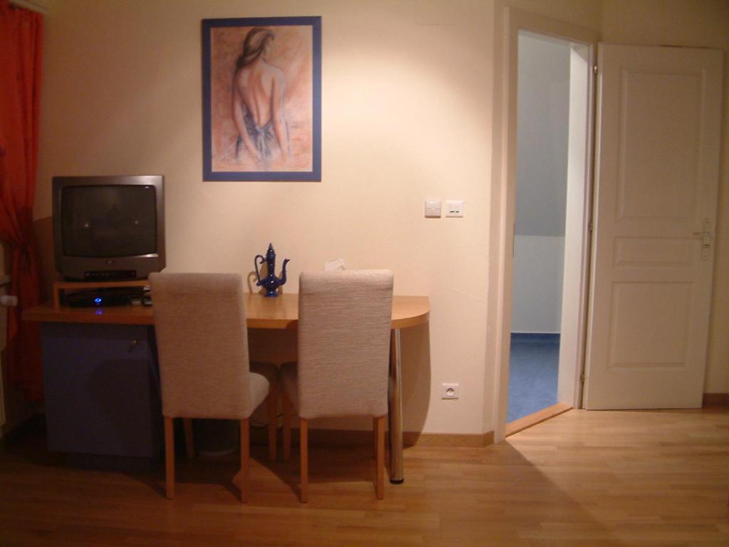 La Maison Bleue Bed & Breakfast Dieffenbach-au-Val Bilik gambar